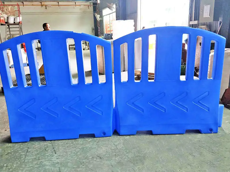 水马围栏