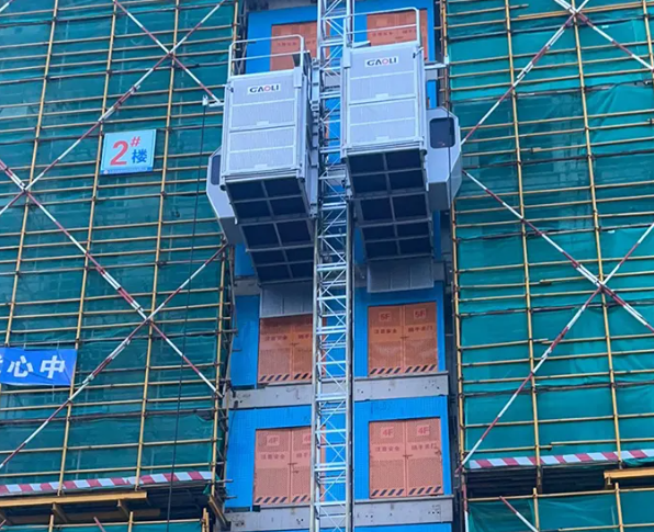 施工电梯防护门