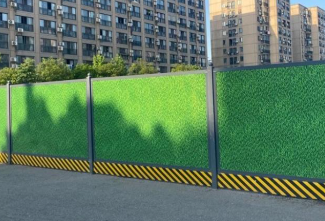 可拆卸道路彩钢板围挡