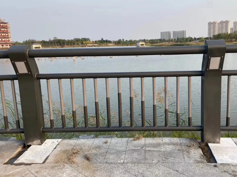 桥梁护栏